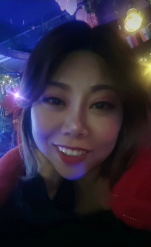 收快递的费仙女的第一张照片--涡阳中老年相亲网